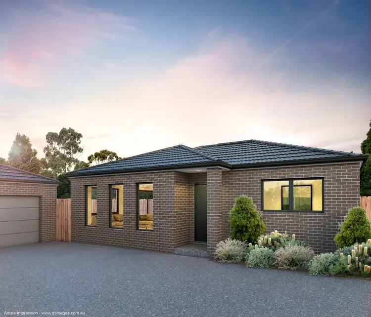 2/11 Ivanhoe Crt, Newcomb VIC 3219