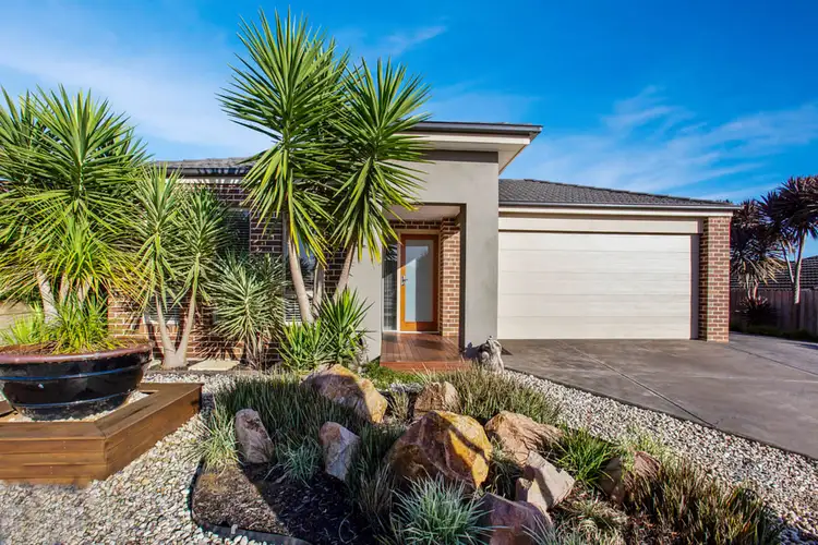 23 Rimfire Avenue, Drouin VIC 3818