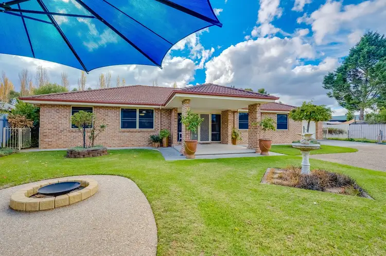 4 Bindi Court, Lavington NSW 2641