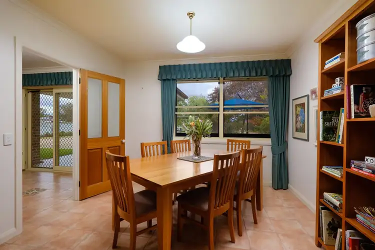 Sixth view of Homely house listing, 4 Bindi Court, Lavington NSW 2641