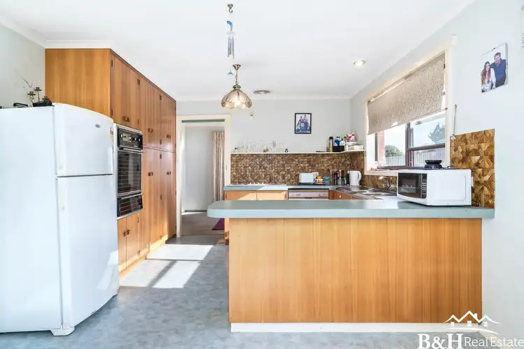 Fifth view of Homely house listing, 2 Jackson Avenue, West Ulverstone TAS 7315