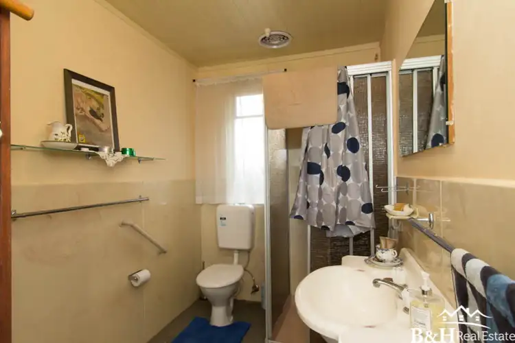 Seventh view of Homely house listing, 8 Osborne Street, Cooee TAS 7320