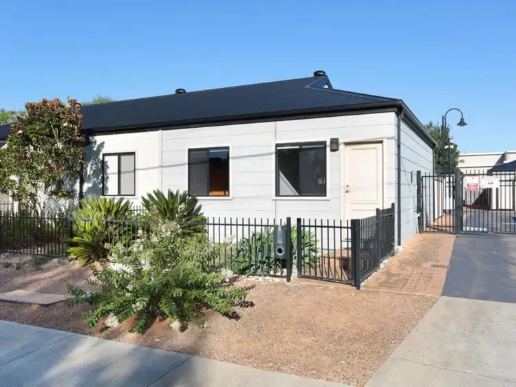 3/2-6 Kelly Street, Werribee VIC 3030