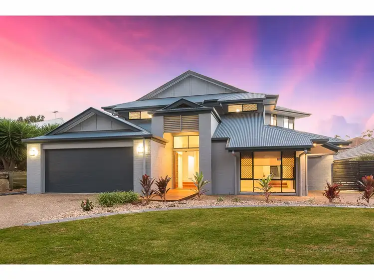 15 Oakview Circuit, Brookwater QLD 4300