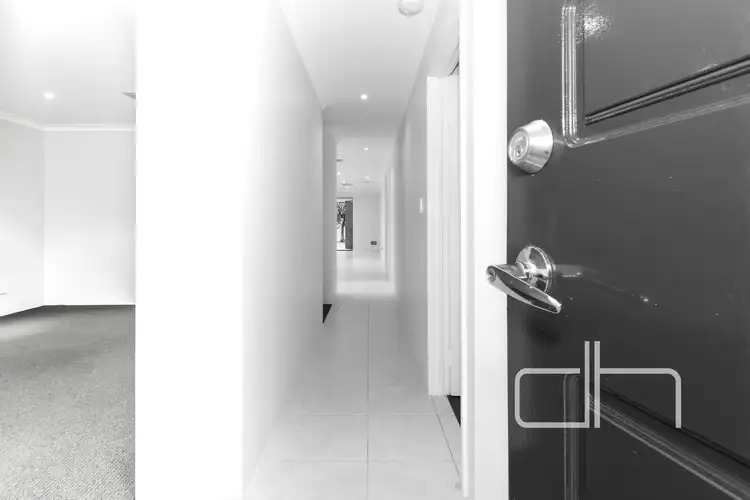 Fifth view of Homely house listing, 7 Iceberg Way, Darch WA 6065