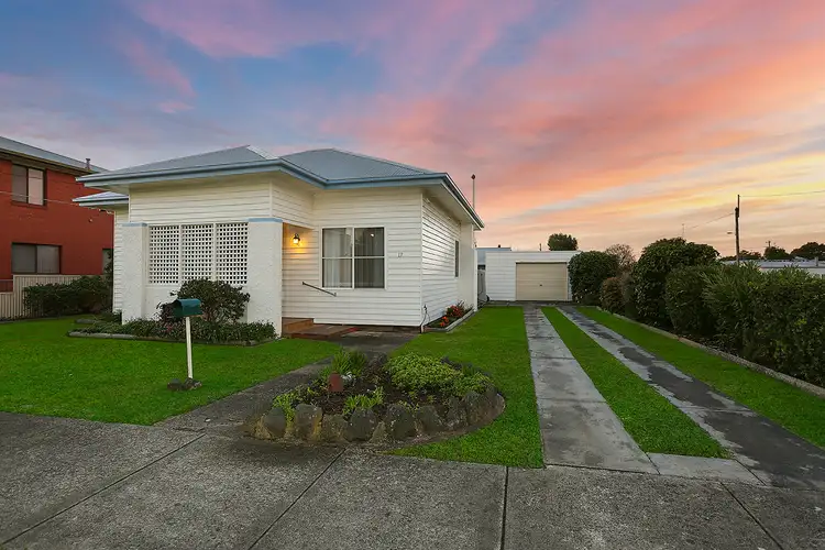 17 Hewitt Street, Colac VIC 3250