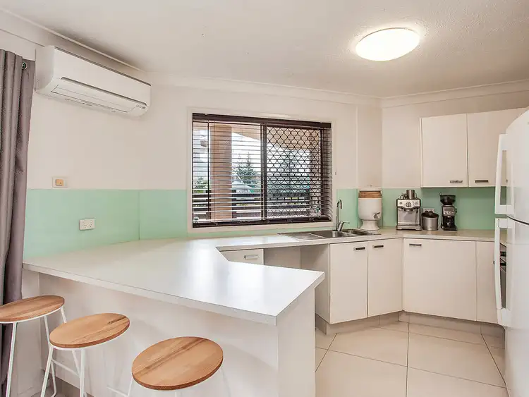 Sixth view of Homely unit listing, 2/2032 Gold Coast Highway, Miami QLD 4220