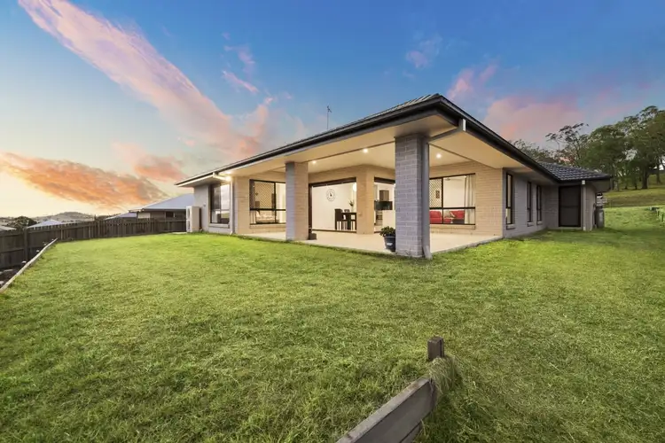 21 Wandoo Crescent, Westbrook QLD 4350