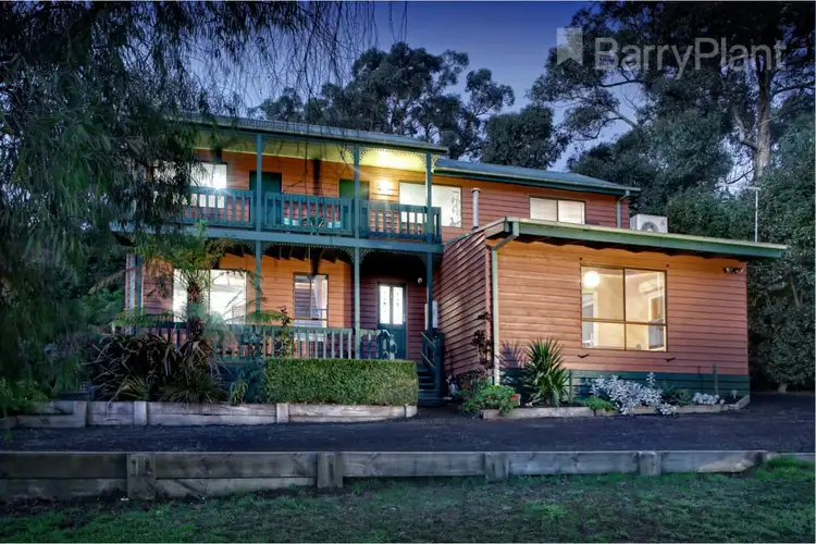 28 Belgrave Gembrook, Cockatoo VIC 3781