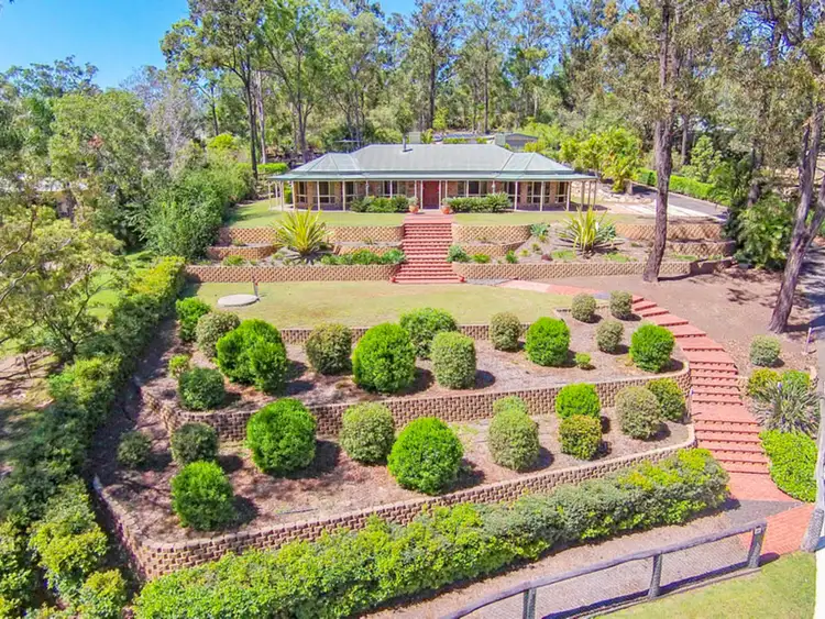 10 Gabbinbar Court, Pine Mountain QLD 4306