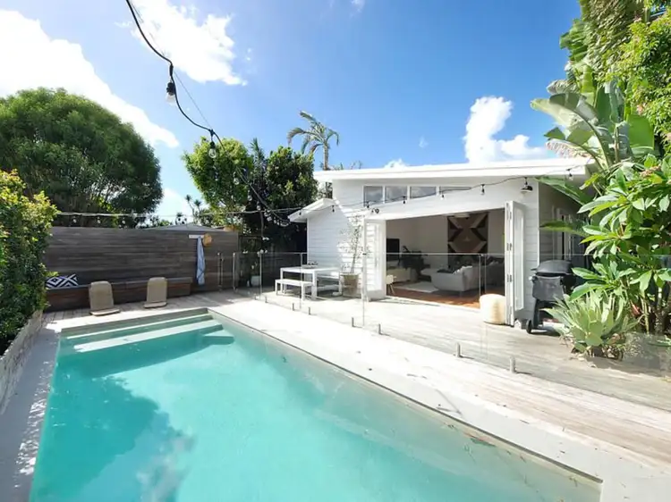 78 Albion Avenue, Miami QLD 4220