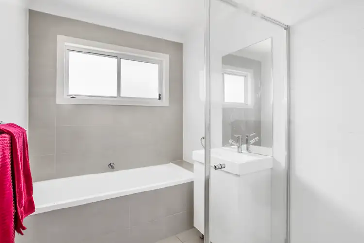 Sixth view of Homely house listing, 7 Sylvia Place, Mount Hutton NSW 2290