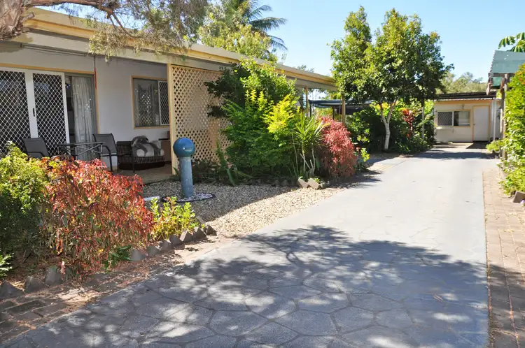 33 Martin Avenue, Mareeba QLD 4880