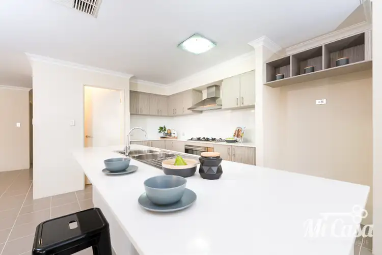 3 Durant Way, Piara Waters WA 6112