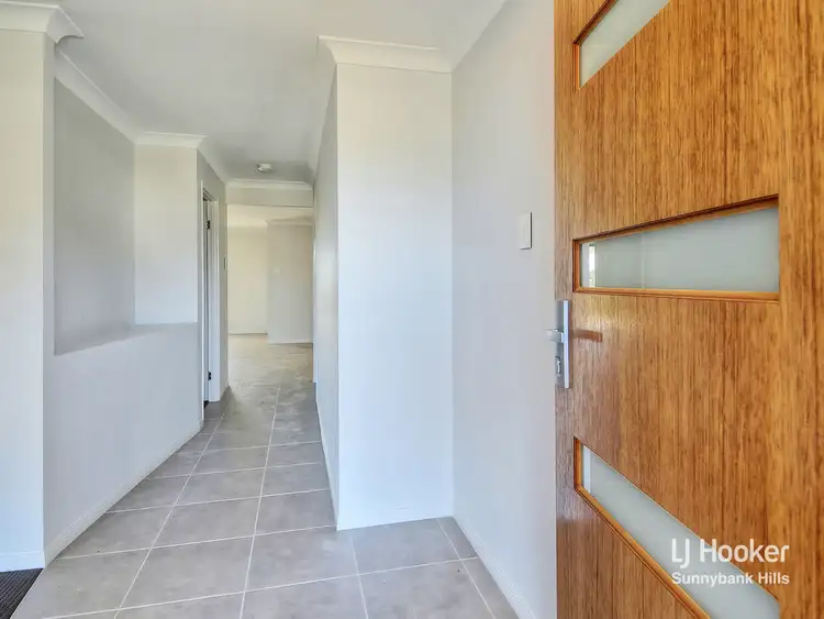 Fifth view of Homely house listing, 8 Fiveways Circuit, Park Ridge QLD 4125