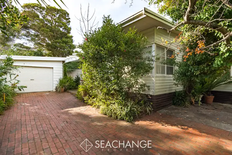 25 Wimbledon Avenue, Mount Eliza VIC 3930
