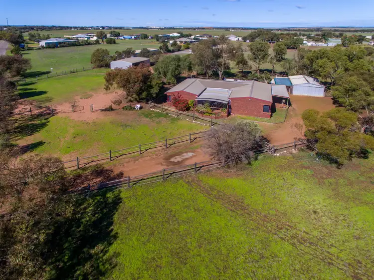 Second view of Homely house listing, 7 Beaconsfield Road, Utakarra WA 6530