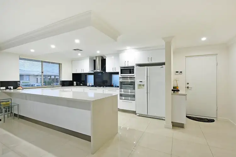 Third view of Homely house listing, 6a Phillips Crt, Kiara WA 6054