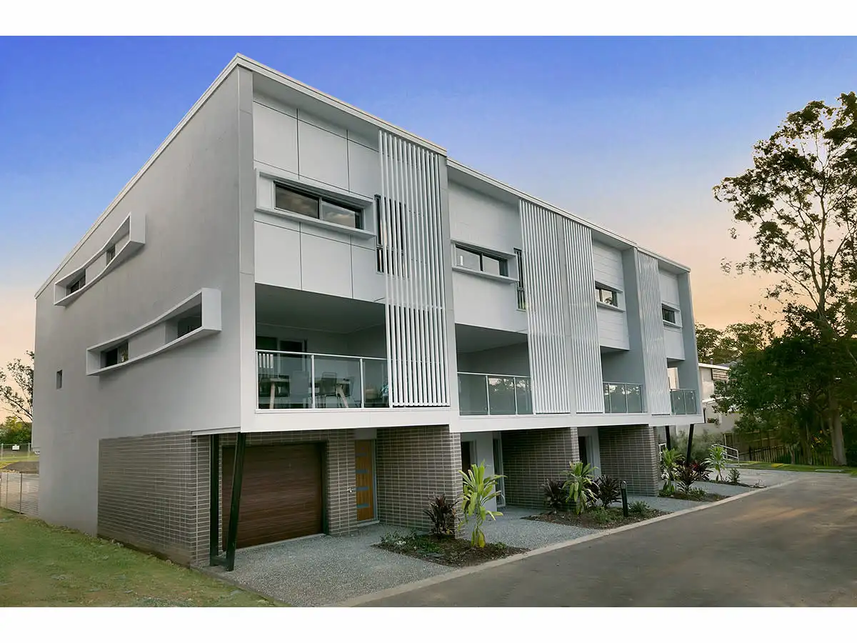 Main view of Homely townhouse listing, 19/110 D'Arcy Road, Seven Hills QLD 4170