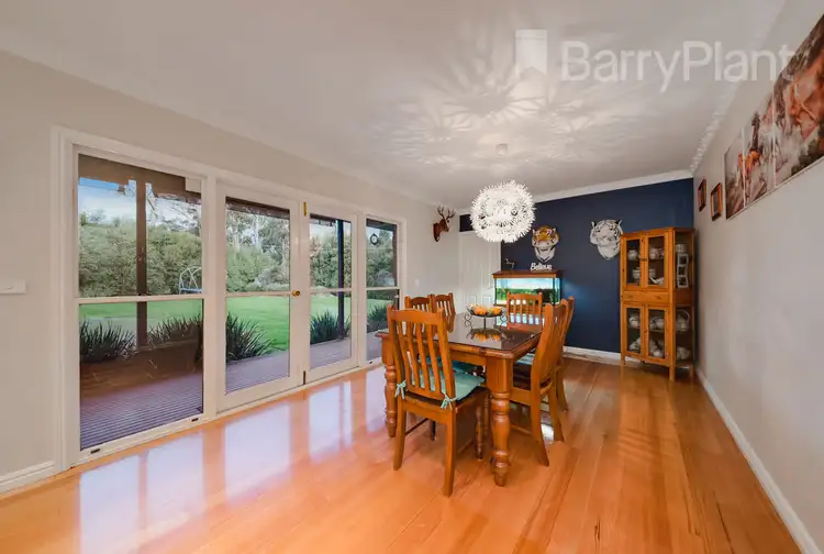 Sixth view of Homely house listing, 6 Robyn Court, Drouin VIC 3818