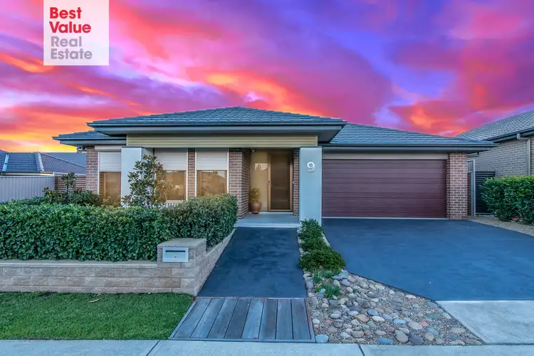 9 Illoura Way, Jordan Springs NSW 2747