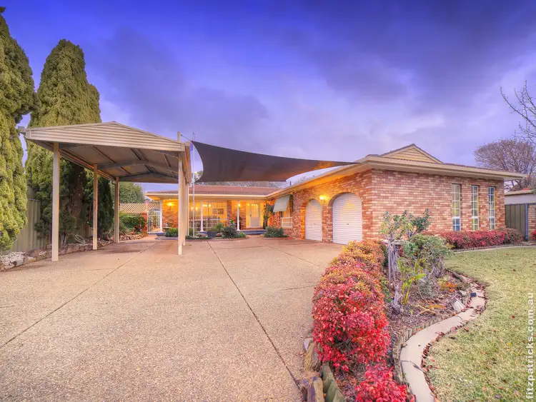 27 Myall Crescent, Lake Albert NSW 2650