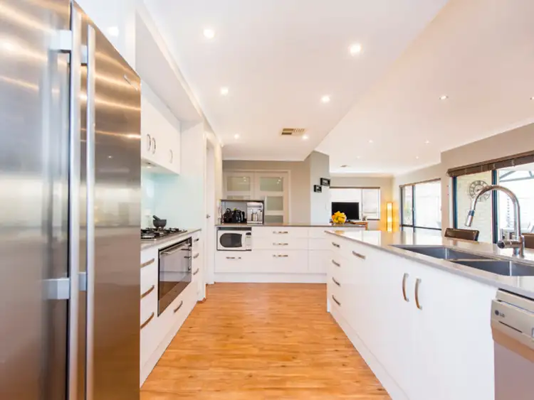 Sixth view of Homely house listing, 6 Tuross Place, Ridgewood WA 6030