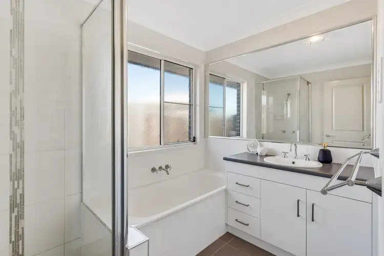 Sixth view of Homely unit listing, 3/23 Furness Court, Kearneys Spring QLD 4350