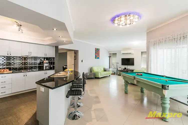 16 Camellia Loop, Forrestfield WA 6058
