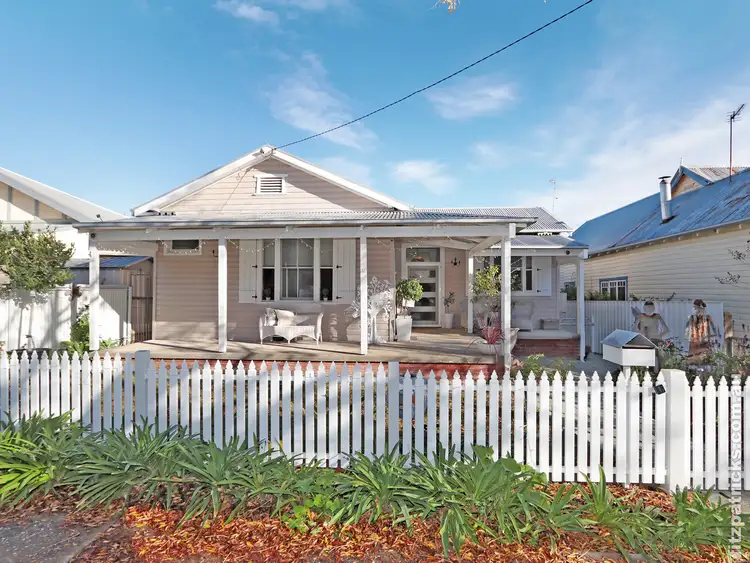 32 Kildare Street, Turvey Park NSW 2650