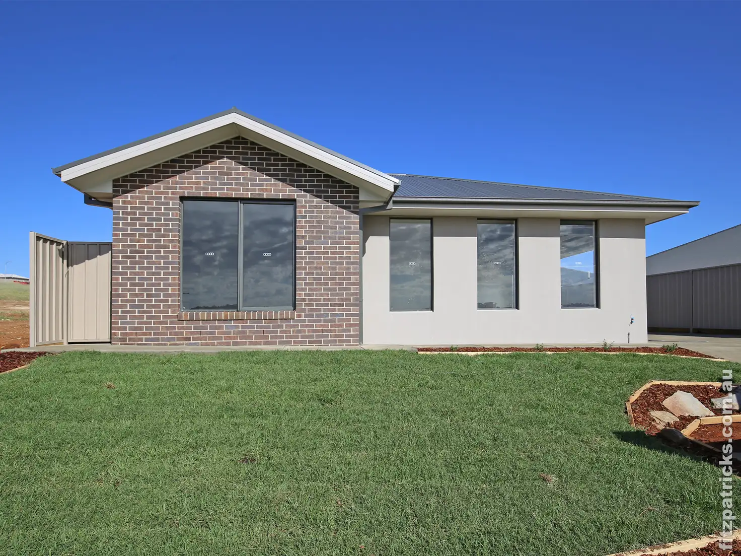 Main view of Homely unit listing, 3/10 Waterhouse Avenue, Lloyd NSW 2650
