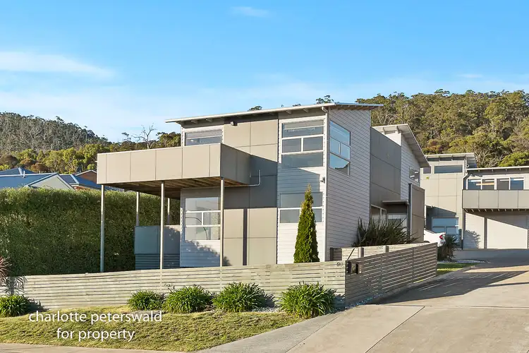 1/90 Oakdowns Parade, Oakdowns TAS 7019