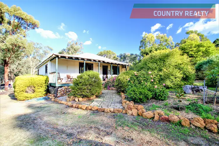 4 Bridgeman Road, Bakers Hill WA 6562