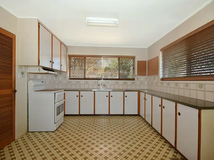 Fourth view of Homely house listing, 7 Barrymount Crescent, Mount Lofty QLD 4350