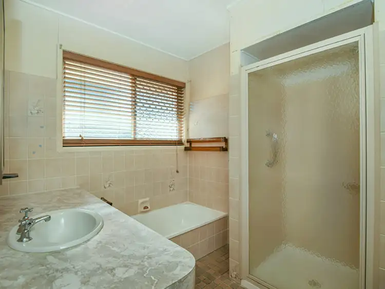 Sixth view of Homely house listing, 7 Barrymount Crescent, Mount Lofty QLD 4350