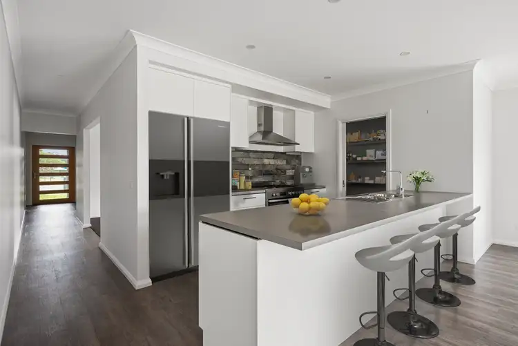 Second view of Homely house listing, 2 Arnica Circuit, Baranduda VIC 3691