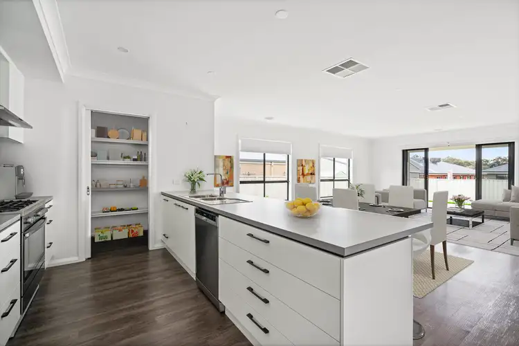 Third view of Homely house listing, 2 Arnica Circuit, Baranduda VIC 3691