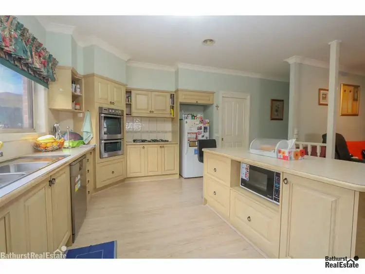 Fifth view of Homely house listing, 18 Rosemont Avenue, Kelso NSW 2795