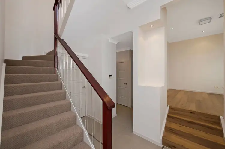Sixth view of Homely semi-detached listing, 1/28 Milton Avenue, Paradise Point QLD 4216