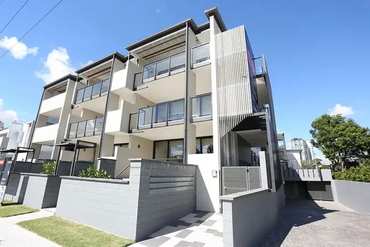 18/66 Allen Street, Hamilton QLD 4007