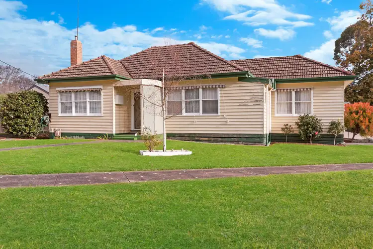 22 Hamilton Place, Hamilton VIC 3300