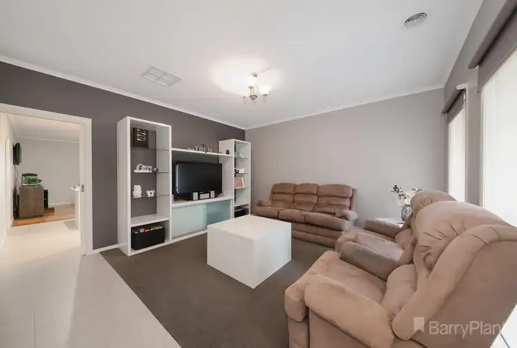 Fourth view of Homely house listing, 3 Macquarie Circuit, Pakenham VIC 3810