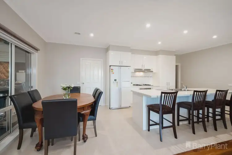 Sixth view of Homely house listing, 3 Macquarie Circuit, Pakenham VIC 3810