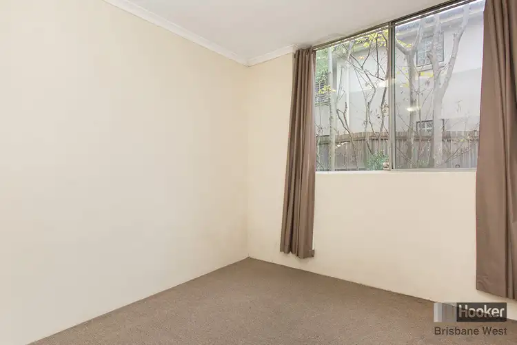 Fifth view of Homely unit listing, 4/23 Durham Street, St Lucia QLD 4067