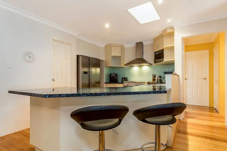 Sixth view of Homely house listing, 4 Fairway Circle, Connolly WA 6027