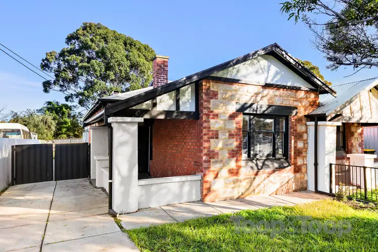 16 Farnham Road, Keswick SA 5035