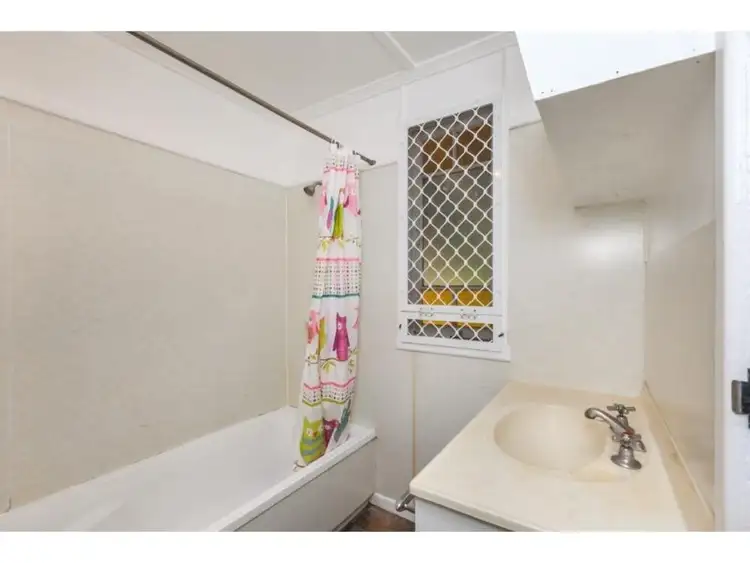 Sixth view of Homely house listing, 221 Horton Street, Koongal QLD 4701