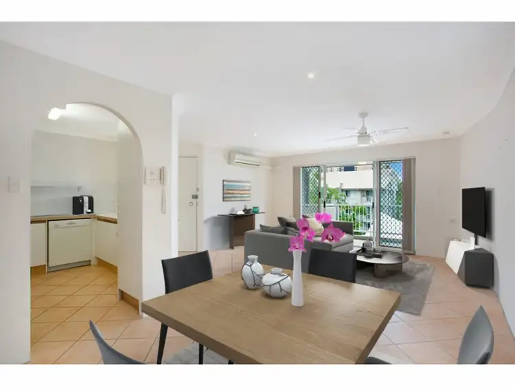 32/11 Breaker Street, Main Beach QLD 4217