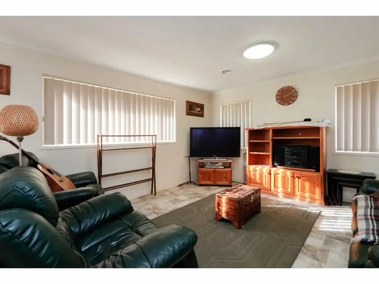 Third view of Homely house listing, 3 Sheumack Place, Sale VIC 3850