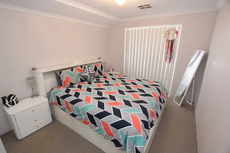 Sixth view of Homely house listing, 8 Jennerae Bend, Halls Head WA 6210